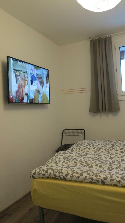 Bizstyle Apartment เซลวาดีวัลการ์เดนา ภายนอก รูปภาพ